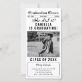 Kranten Ze deed het Afstuderen Uitnodiging 2025 (Voorkant)