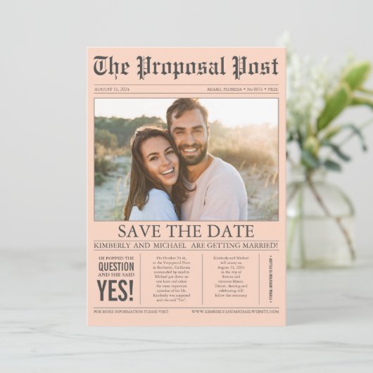 Krantenstijl Blush Peach Save the Date Photo (Staand voorkant)