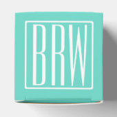Kras Modern 3 Initiaal Monogram | Wit Op Aqua Bedankdoosjes (Bovenkant)
