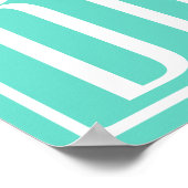 Kras Modern 3 Initiaal Monogram | Wit Op Aqua Poster (Hoek)