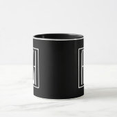 Kras Modern 3 Initiaal Monogram | Wit Op Zwart Mok (Midden)