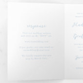 Kras script poederblauw elegante trouw drieluik uitnodiging (Binnenzijde eerst)