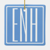 Krasmodern 3 initiële monogram | Zachte Blauwe Keramisch Ornament (Achterkant)