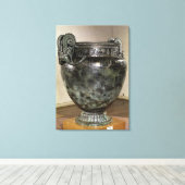 Krater van de Tomb van een prinses van Vix Canvas Afdruk (Insitu (Houten vloer))