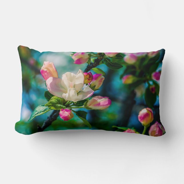 Krattenbloemen en -knoppen kussen (Voorkant)