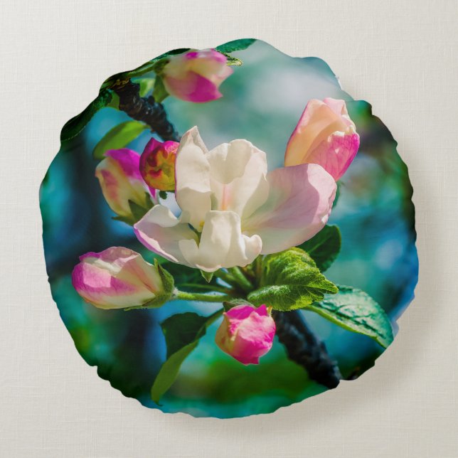 Krattenbloemen en -knoppen rond kussen (Achterkant)