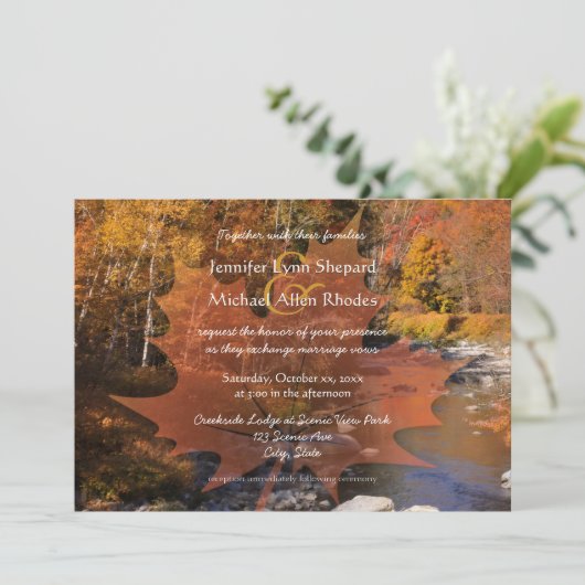 Kreekside bossen esple leaf herfstbruiloft kaart (Staand voorkant)