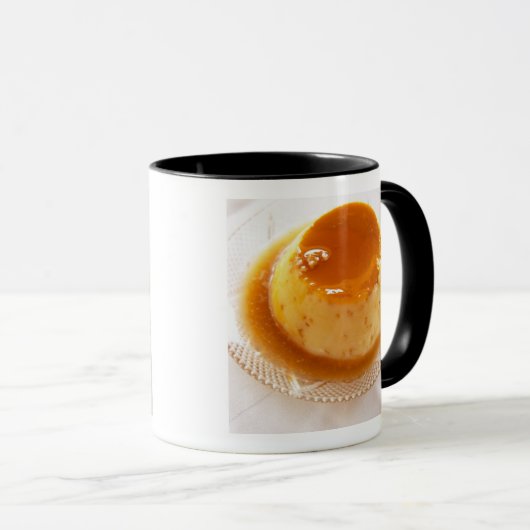 Kreemkaramelachtige pudding met karamel mok (Voorkant rechts)