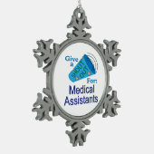 Kreet om medische assistenten tin sneeuwvlok ornament (Links)