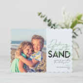 Kreukblauw kerstblauw door het zand feestdagenkaart (Staand voorkant)