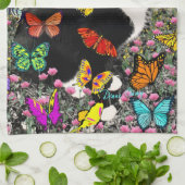 Kreuken op vlinders - Tuxedo-Kat Theedoek (Gevouwen)