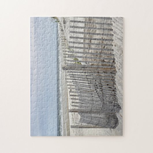 Kreukhek en zandduin op het strand legpuzzel (Verticaal)