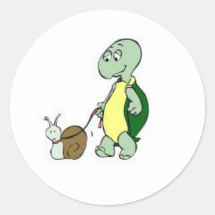 Kreukschildpad met een slak. ronde sticker