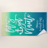 Krijg Nauti Nautical Bachelorette Blauwe Gradiënt Strandlaken (Voorkant)