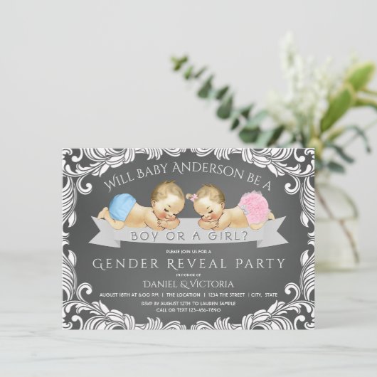 Krijtbord Gender Reveal Douche Uitnodiging (Staand voorkant)