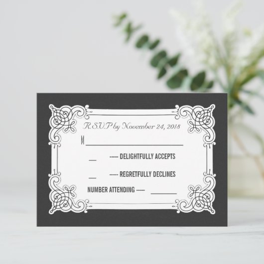 Krijtbord zwart-wit bruiloft RSVP kaarten Kaartje (Staand voorkant)