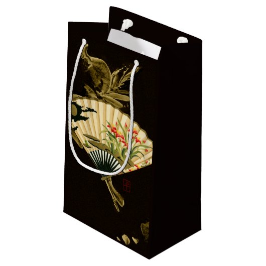 Krimpende oosterse ventilator met Floral Design Klein Cadeauzakje (Achterkant Gekanteld)