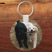 Kringenketen voor zwarte en witte puppies sleutelhanger (Voorkant)