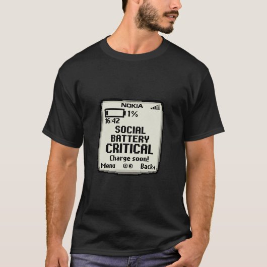 Kritieke sociale batterij Grappige introvert Tech T-shirt (Voorkant)