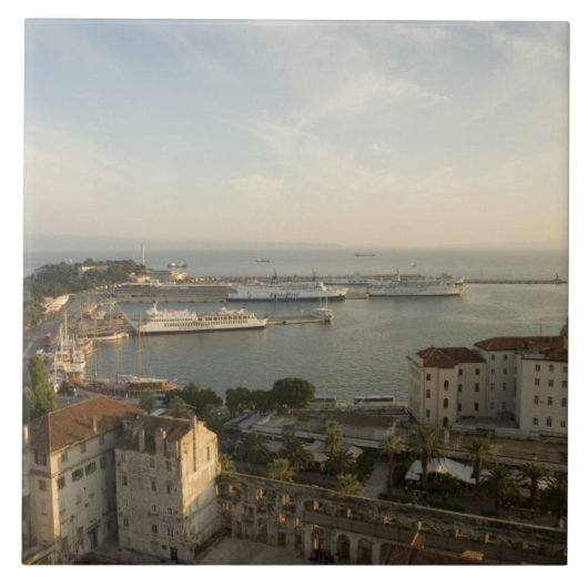 Kroatië, Dalmatië, Split. Uitzicht op Riva Tegeltje (Voorkant)