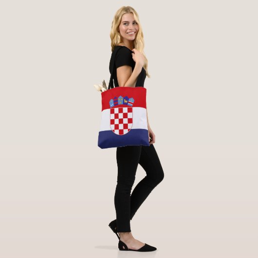 Kroatië vlag tote bag (Op model)