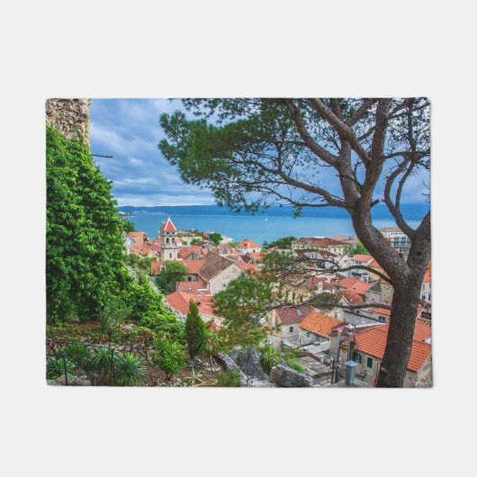 Kroatische stad Omis. Deurmat (Voorkant)