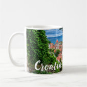 Kroatische stad Omis Koffiemok (Links)