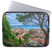 Kroatische stad Omis Laptop Sleeve (Voorkant)