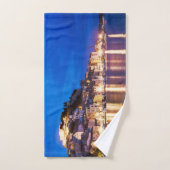 Kroatische stad Sibenik 's nachts. Bad Handdoek (Handdoek)