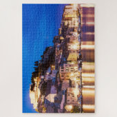 Kroatische stad Sibenik 's nachts. Legpuzzel (Verticaal)