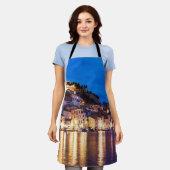 Kroatische stad Sibenik 's nachts. Schort (Gedragen)