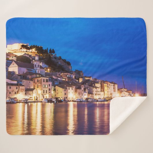 Kroatische stad Sibenik 's nachts Sherpa Deken (Voorkant (horizontaal))