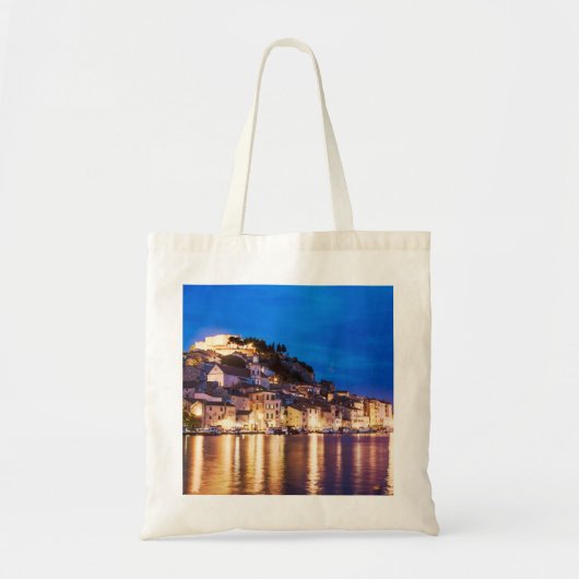 Kroatische stad Sibenik 's nachts. Tote Bag (Voorkant)