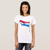 Kroatische vlag in de wind t-shirt (Voorkant volledig)
