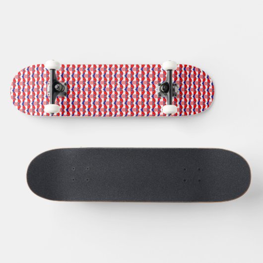 Kroatische vlag kleuren harten patroon patriottisc persoonlijk skateboard (Horizontaal)