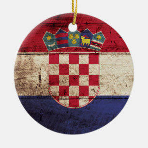 Kroatische vlag op oude houten graan keramisch ornament