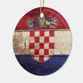 Kroatische vlag op oude houten graan keramisch ornament (Links)