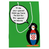 Kroatische vlag Pratende mevrouw Penguin gepersona Medium Cadeauzakje (Voorkant)
