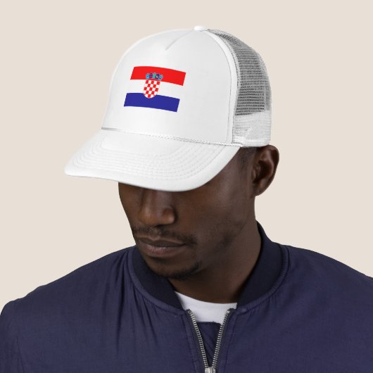 Kroatische vlag Wereldbeker 2022 Football Trucker  Trucker Pet (In situ)