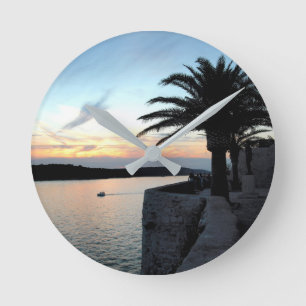 Kroatische zonsondergang ronde klok