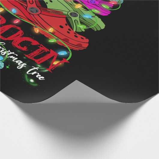 Krocin rond de kerstboom cadeaupapier (Hoek)