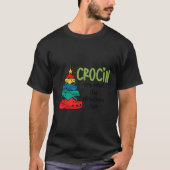 Krocin rond de kerstboom Funny T-shirt (Voorkant)
