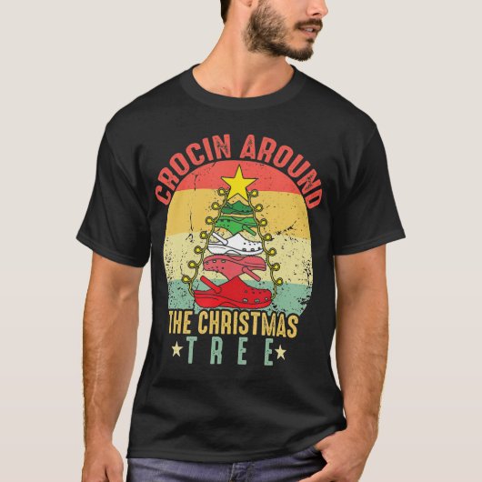 Krocin rond de kerstboom Funny  T T-shirt (Voorkant)