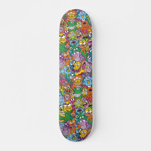 Kroes van kleurrijke Halloween-monsters en -wezens Persoonlijk Skateboard (Voorkant)