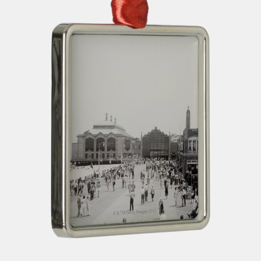 Kroezen Metalen Ornament (Rechts)