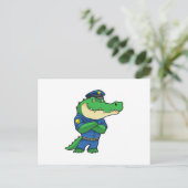 Krokodil als politieagent met politieuniform briefkaart (Staand voorkant)