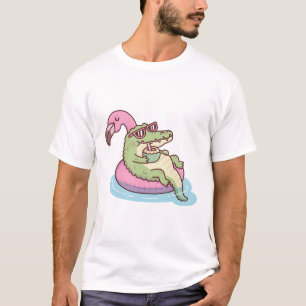 Krokodil chillen op flamingo zwembad Float T-shirt