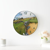 Krokodil die een Golfbal vangt, een wandklok (Huis)