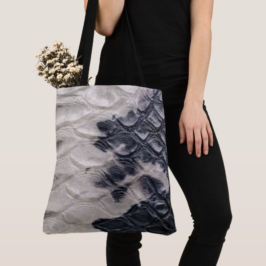 Krokodillenafdrukken in reliëf tote bag (Dichtbij)