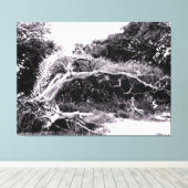 Kronkelboom aan de rand van het bos canvas afdruk (Insitu (Houten vloer))